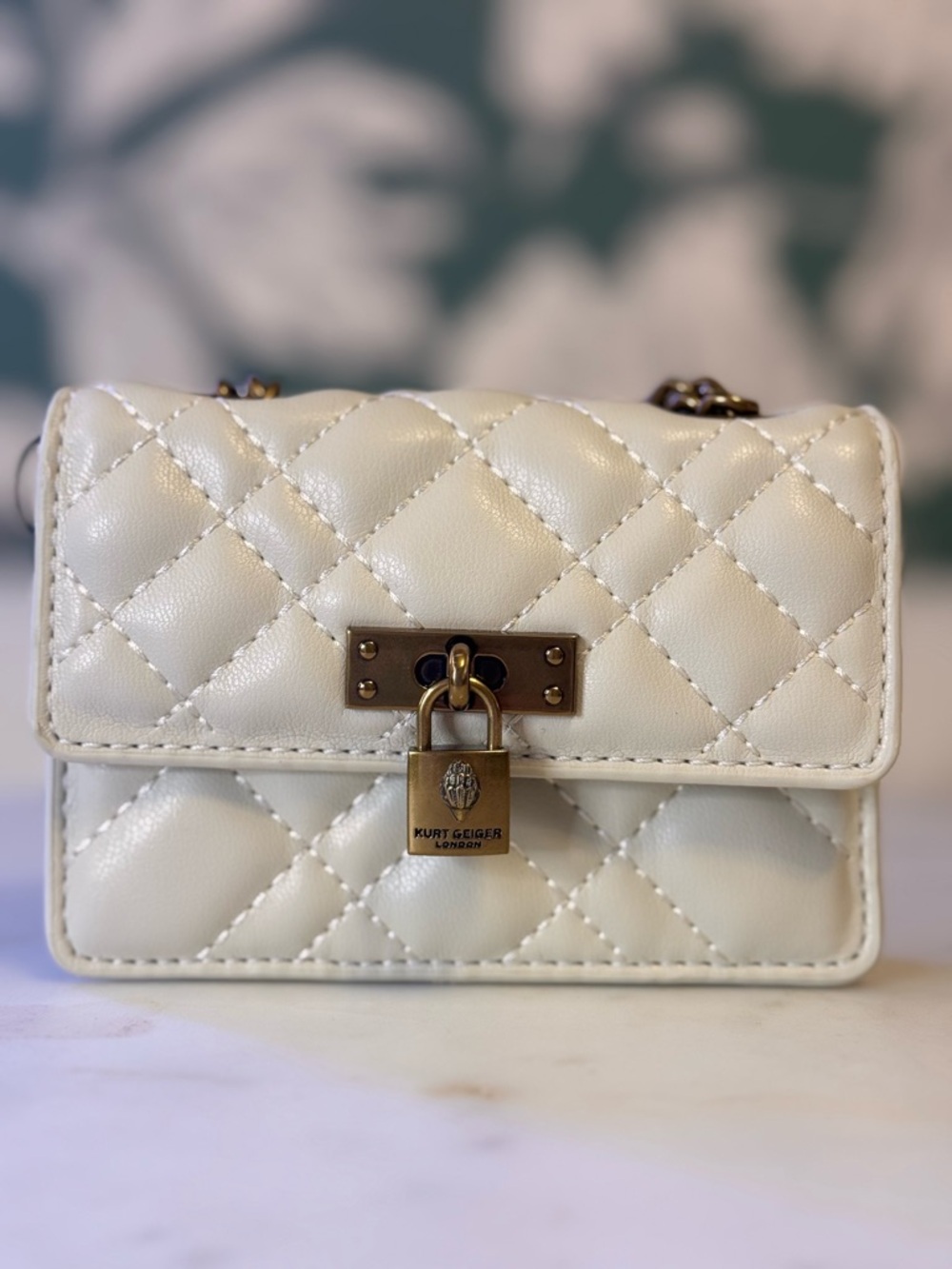 Kurt Geiger 🦅 NWT/NIB! Cream Quilted Mini Chain Bag - Picture 3 of 10